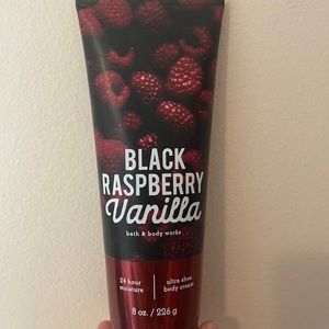 New Bath and Body Works Black Raspberry Vanilla Ultra Shea Butter
